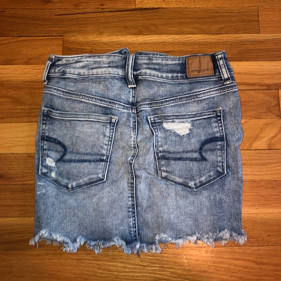 American Eagle Denim Skirt - Picture 2 of 7